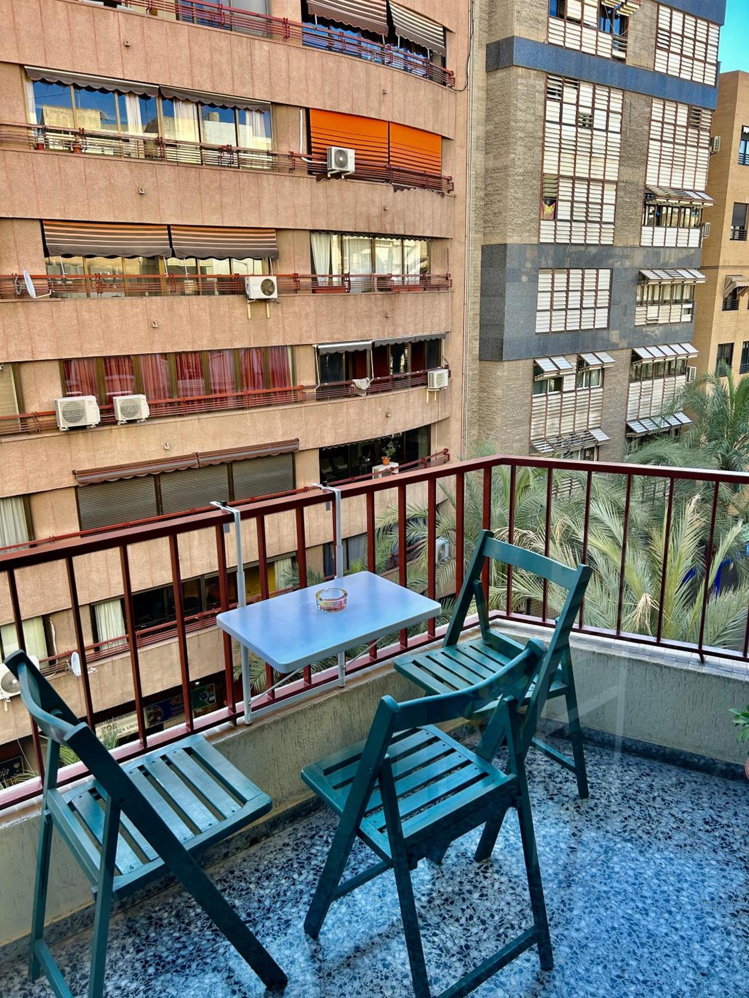 Alicante Central Market Living エクステリア 写真